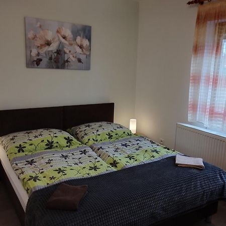 Apartmany Judita Kissová Velky Meder Exterior foto