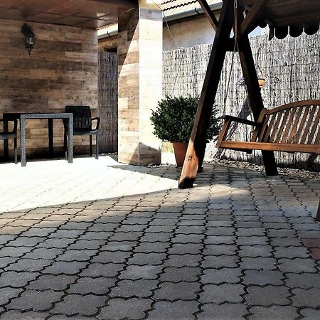 Apartmany Judita Kissová Velky Meder Exterior foto